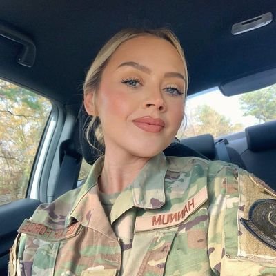 SusaneKlatten96's profile picture. 