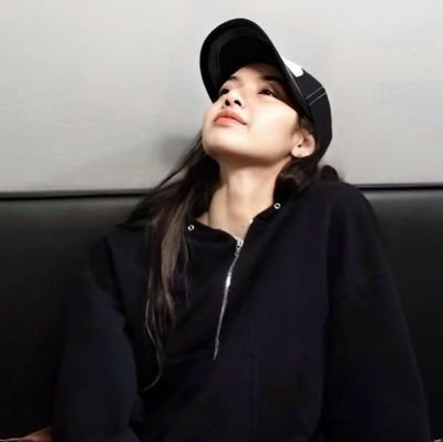 euxnoiaa's profile picture. ㅤㅤ: AH-uffle Alumna.  Irene Clarys A.