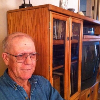 Profile Picture of John Thomas McLemore (@mclemoresand) on Twitter