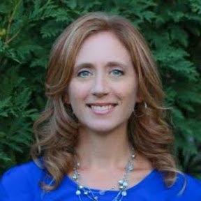 Director of Education at the Toledo Zoo ; experienced science teacher, National Geographic certified educator, wife, photographer, nature lover.