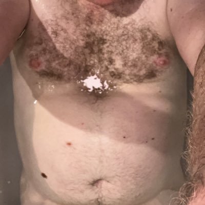 40 something hairy chested, dad bod. love wanking, friendly decent lads, snogs etc. get in touch