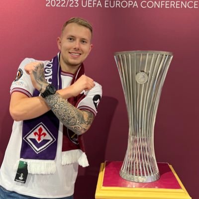 HammerHawkinss's profile picture. Westham⚒️                                                 Essex