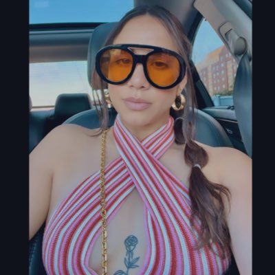 Kmuaz_'s profile picture. En spanglish.