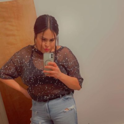 melissamayorgaa's profile picture. Aquarius | sc:melissamayorga | 🇲🇽🇺🇸| LIVING MY BEST LIFE 😬✌🏼| soccer lover, seeker of adventure https://t.co/AeqGZA8J8o