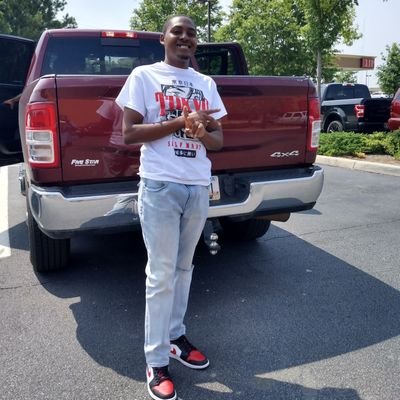 kendrezf's profile picture. #Autistic #Aquarius 
#MelanatedBlackMan
#SaveBlackLove
#Protect Black Men & Women
#Bulls, Falcons fan