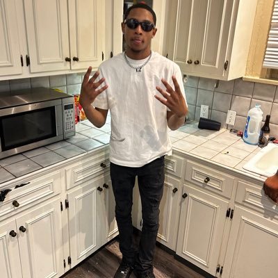 4PoCCetsTay🥱💰|| AUM🖤🦅 || 251 East 84 Whatley 📍