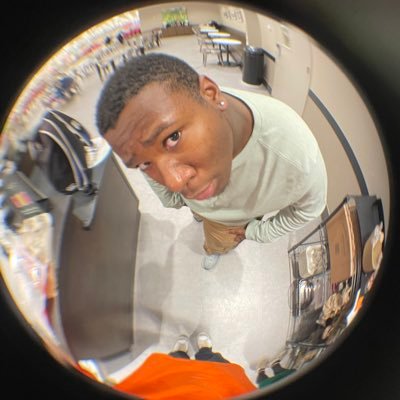 Itswhackhere's profile picture. He/Him-21
