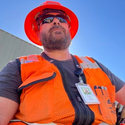 RxR_comms's profile picture. 