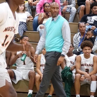 McArthur HS (FL): Head Coach - Boy’s Basketball 🏀🐎🏀🐎 @McA_Hoops (@UFTLMBB - Assistant Coach)
