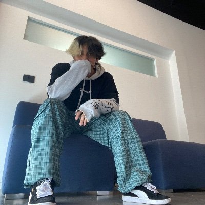 eduflow_'s profile picture. 