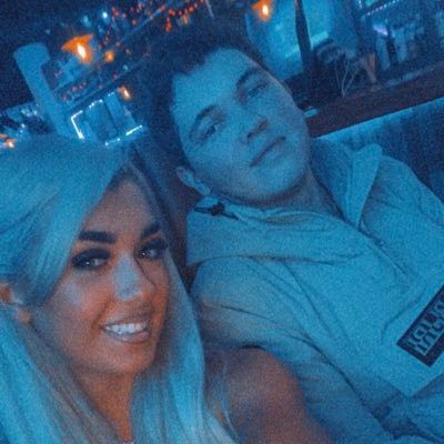 Elliot290601's profile picture. Hermès link, ice-blue mink