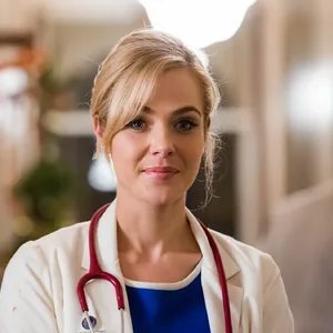 d_crowd's profile picture. professional doctor mastar