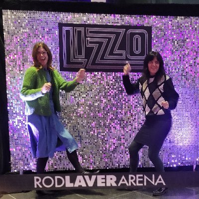 aprilonsafari's profile picture. a lover of life, justice, sustainability, clever thinking and good times