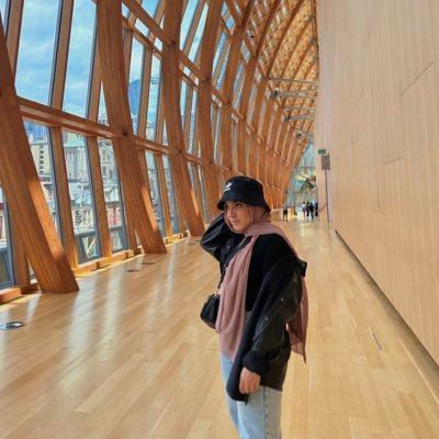 haneenassaff's profile picture. uwo alum// 🇱🇧🇱🇧🇱🇧