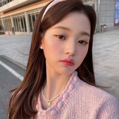 powerpuffrina's profile picture. 𖥻 ~ ♡ .. future ceo 📂 — { 07 — gr 12 }