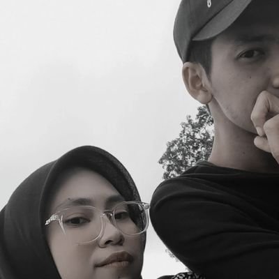 KOSONG.🐝