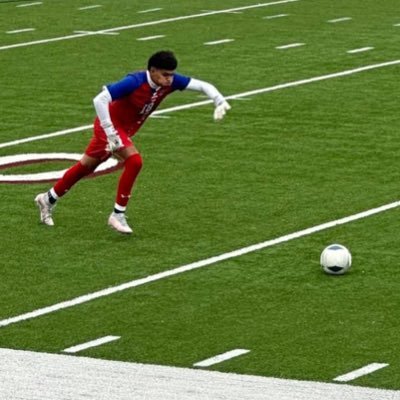 J0na_01's profile picture. goalkeeper at