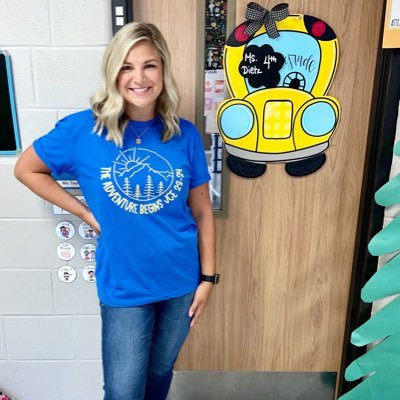 Fourth Grade teacher at John Colemon 💙