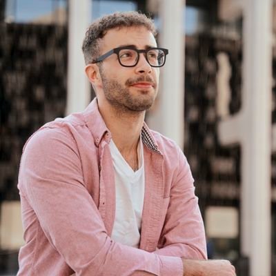 simonmartn's profile picture. Coffee addict | Marketing nerd | Generate $30-80k/mo with email marketing and scale your coaching biz 👉 https://t.co/w6SMeoqWfc