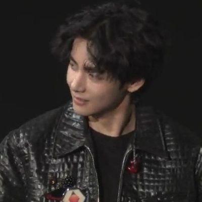 jupiteraddict's profile picture. only for https://t.co/WWEr4BjdNN