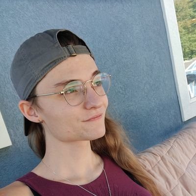 27 • she/her/it/its •mdni • trans • bi • polyamorous • puppygirl •  https://t.co/QgzSh2pJk7

@OneGoodPixie1 is my regular account