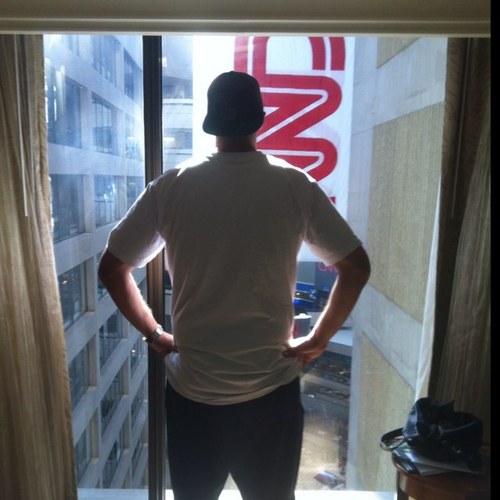 Six_foot_6's profile picture. I dont dance, I groove. bitch.