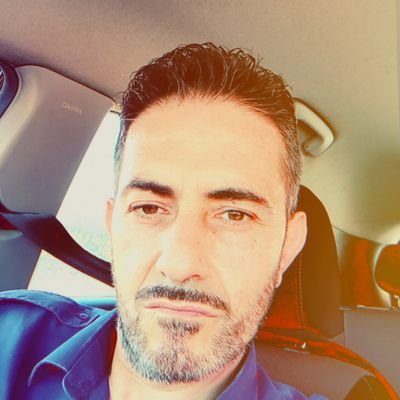 marcomongelli2's profile picture. volevo sedermi dalla parte della ragione, ma i posti erano già stati tutti occupati e così che ho scelto di stare nel torto.