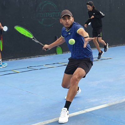 Emprendedor, empresario y padre de dragones... Tenista en potencia 🎾