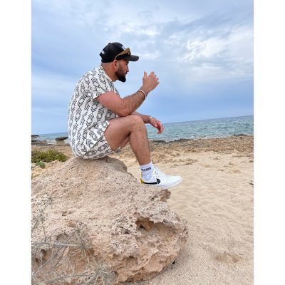 zabijan370's profile picture. 