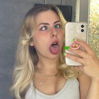 Lucy (@xlu_cyxx) 's Twitter Profile