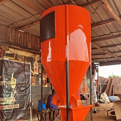 we design and fabricate any kind of agro allied equipment such as rice machines ,fish feed mill,garri processing machines zinodicts call 09125894008