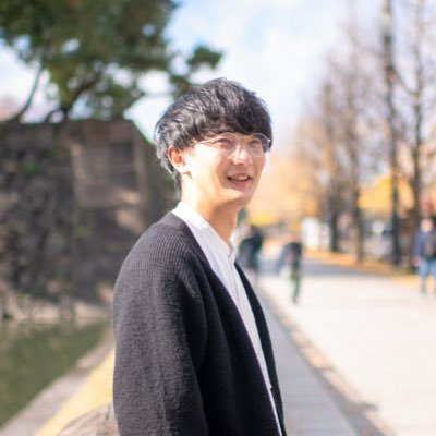 koimedeeeeee's profile picture. 構成作家と空手家をしています