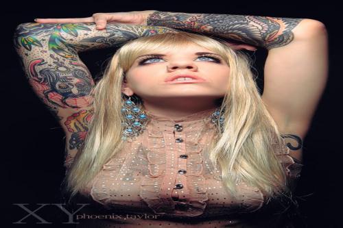 I'm Kali Ann! I'm a piercer/model/homegirl in Dallas, Texas. xoxo