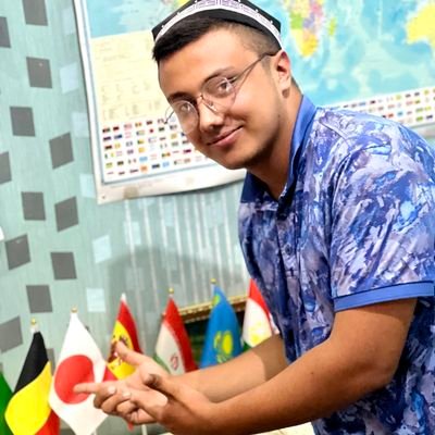 Student at WUT🏛🇺🇿🇺🇲 International Relations = Xalqaro munosabatlar #followback
Future Diplomat In Sha Alloh