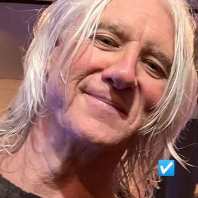 private account 
def Leppard 💕❣️