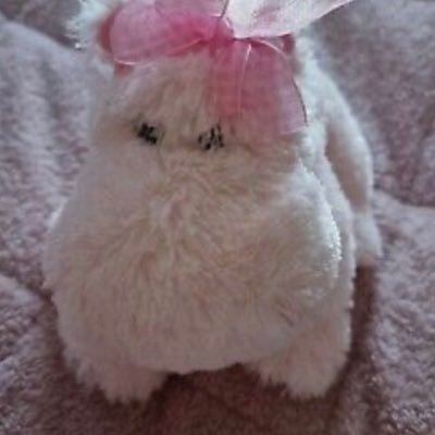 ChelseaTaker's profile picture. 🌸🌷🌺🌹🥀🌻