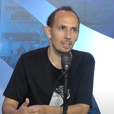 Journaliste @FCMarseille @sofoot @coparena @Media_vivant
2 livres à @EditionsAmphora
Également, sur Youtube et Twitch en solo.
Marcelo carajo ! Slava Ukraini !