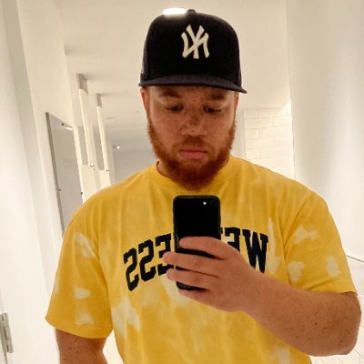 Sports journalist. Words: @DailyMirror
sneakers. wrestling. reality tv.
sufferin' #COYS die hard
#CUSE
#Liberty #RepBX #Celtics #Ravensflock