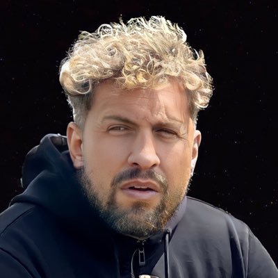 Minimal Tech House DJ & Producer. FunkySX 103.7fm - https://t.co/JWvSwLkBdl Friday’s from 1pm. For club & Festival Bookings chrisystebbeds@gmail.com