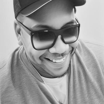 Trusted Marketer for Motorola, JBL, Intel, Lenovo | Healer | Author | Founder Of King Creative Media @kingcreativem | Voice of #creativetalk podcast on Spotify.
