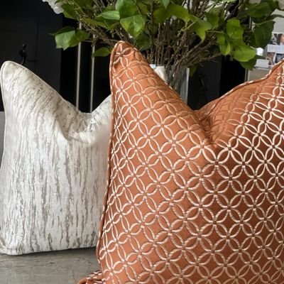 MhmuudM24720's profile picture. #كنبات #كنب #كنبات_مجالس #كنبات_مجالس_عربية_مودرن_اطقم_فخمة #كنب_كلاسيكي #كنبات_صاله #ستاير #ستاير_امريكي #ديكورات_منزليه_داخليه #طقم_كنب_خشب_سويد