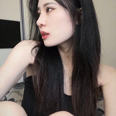 Ayc321465917959's profile picture. 此号不回复🫣🫣🫣线下约@huyameimei0719 联系
