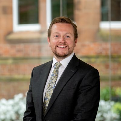 Director of Initial Teacher Education @QUBSSESW | Senior Lecturer (Education) in Mod Languages Education | Director @NICILT | Alum @WIPLive | Spencer’s dad 🐶