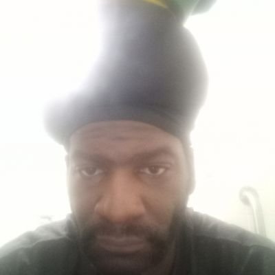 LloydWa00580109's profile picture. 