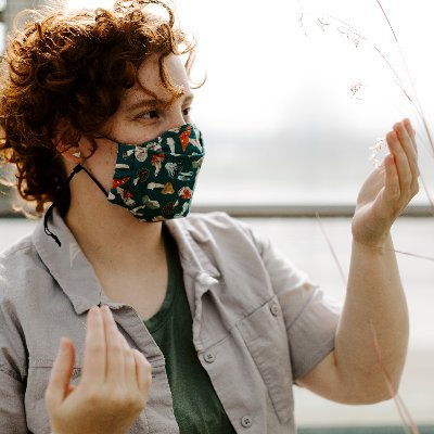 PhD Candidate @KU_EEB interested in soil microbes (and humans!) in prairies | Rice U Bio & Envi Science ‘19 | First Gen 🏳️🌈 (they/them)