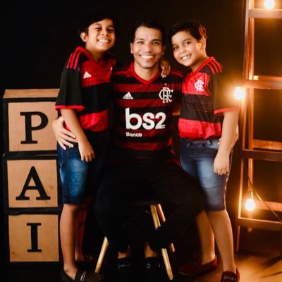 @flamengo ♥🖤Exegeta por excelência, extremamente contra Religião, Homem de Paz mas pronto para a guerra, Flamenguista ♥🖤