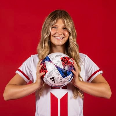 Lolo | Nebraska soccer #21