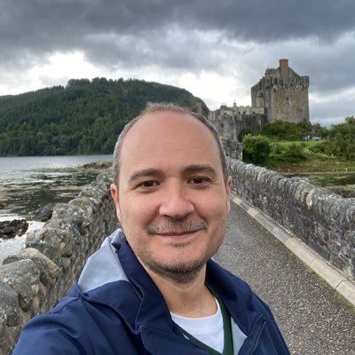 franparsifal's profile picture. Lector de historias.Quien no lee,vive solamente una vida...un lector, cientos