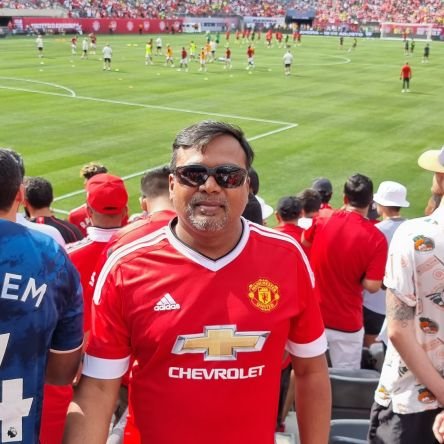 Most tweets are about Manchester united. I love #Mufc and cricket. I follow back. #GGMU. #proteafire.🇿🇦