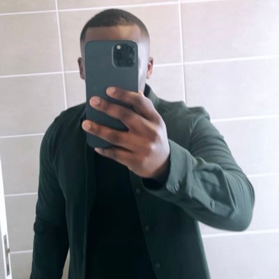 khutso__'s profile picture. 👨🏽‍💻